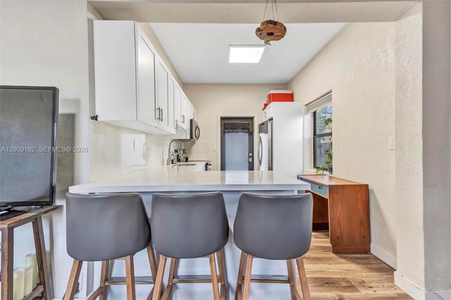 1030 NW 141st St, Miami, FL 33168