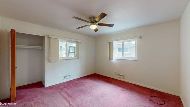 24091 Eastwood Street, Oak Park, MI 48237