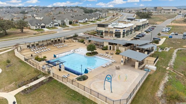 2038 FLAMETREE AVE, New Braunfels, TX 78132