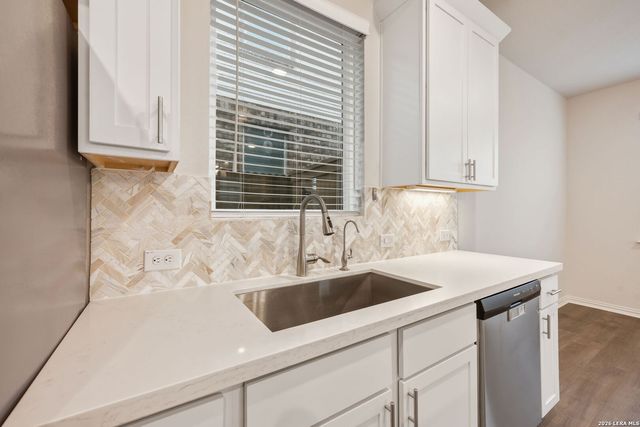 2038 FLAMETREE AVE, New Braunfels, TX 78132