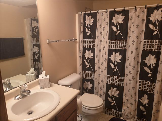 7213 NW 28th Street, Ankeny, IA 50023