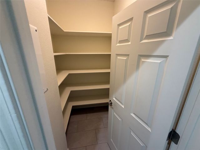 17 Paseo Luna Blanca, Santa Fe, NM 87508
