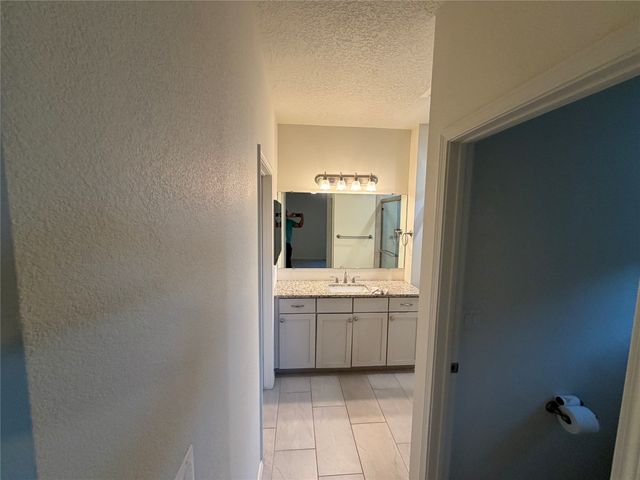 17 Paseo Luna Blanca, Santa Fe, NM 87508