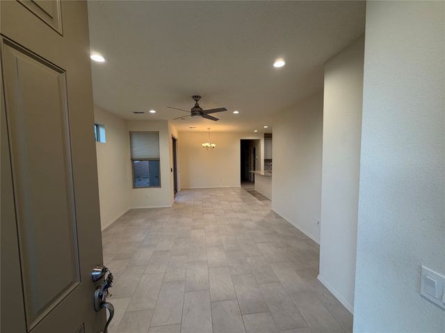 17 Paseo Luna Blanca, Santa Fe, NM 87508