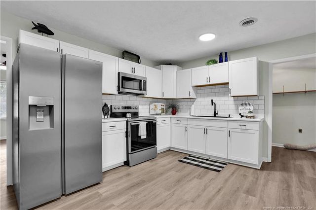 979 Lisa Avenue, Fayetteville, NC 28314