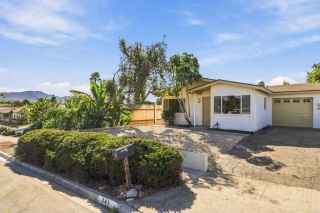 841 Arcadia Avenue, Vista, CA 92084