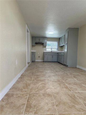 1084 W 14th Street, San Bernardino, CA 92411