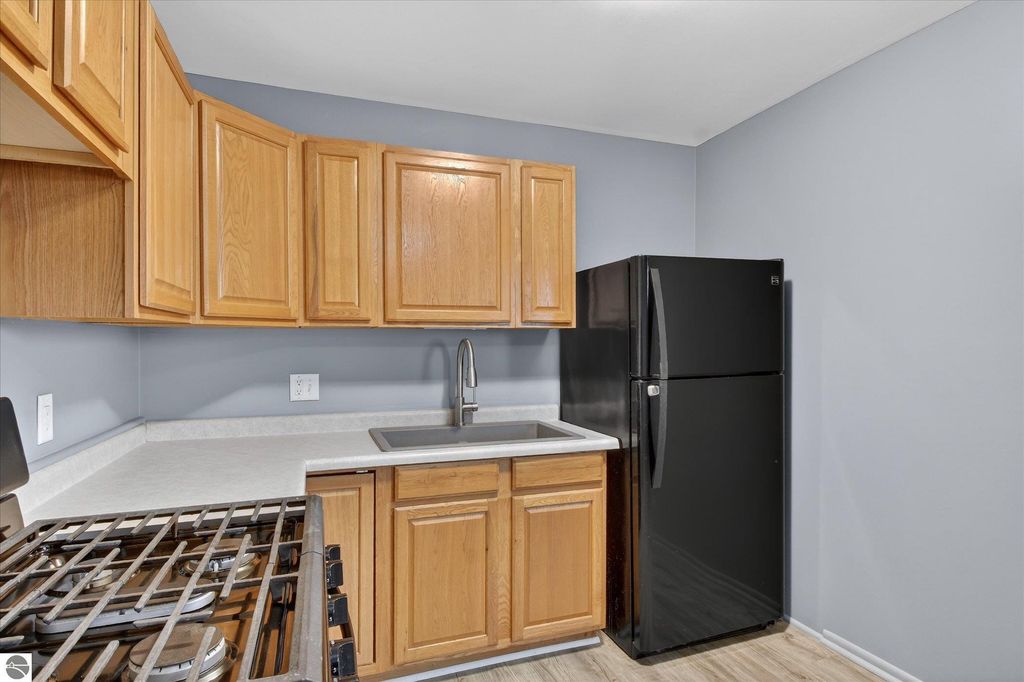 Image 15 of property listing at 604 S Rockingham Avenue, Alma, MI 48801