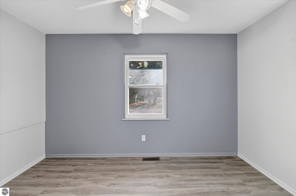 Image 18 of property listing at 604 S Rockingham Avenue, Alma, MI 48801