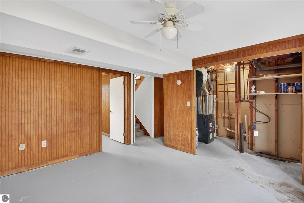 Image 25 of property listing at 604 S Rockingham Avenue, Alma, MI 48801