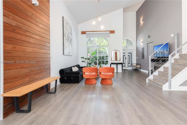 5853 NW 111th Avenue, Doral, FL 33178