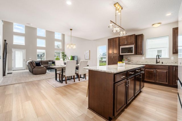 116 Maple Crest Drive, Lewis Center, OH 43035
