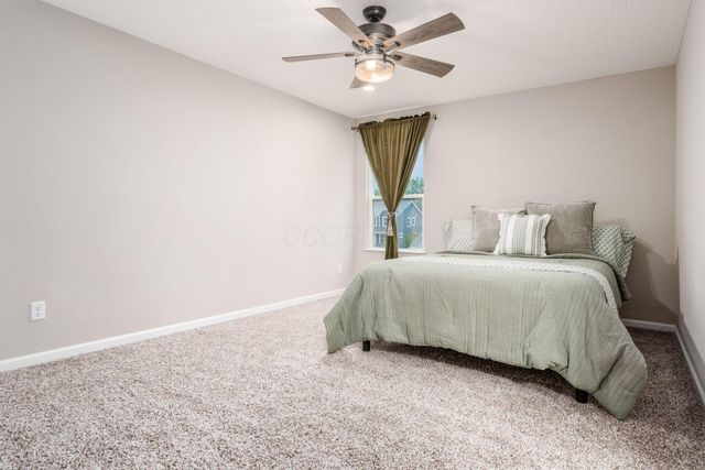 116 Maple Crest Drive, Lewis Center, OH 43035
