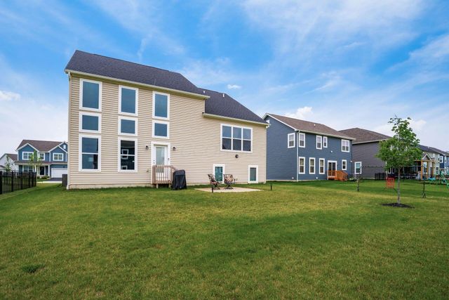 116 Maple Crest Drive, Lewis Center, OH 43035