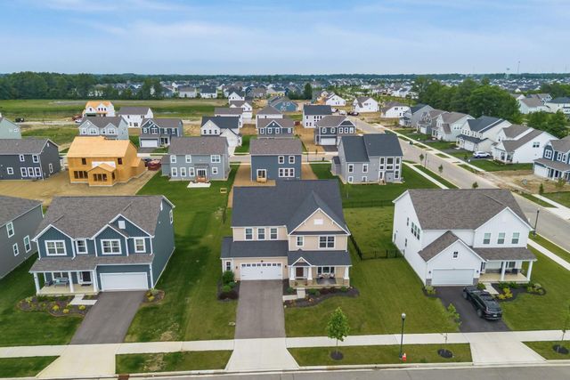 116 Maple Crest Drive, Lewis Center, OH 43035