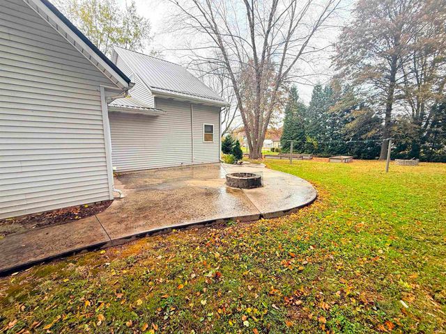 103 N Main Street, Cannelburg, IN 47519