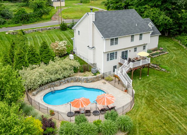 199 Walnut Hill Road, Bethel, CT 06801