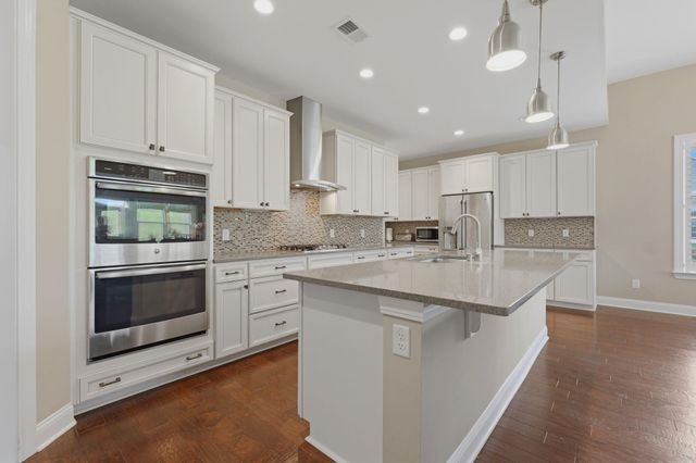 3069 Cross Vine Lane, Summerville, SC 29483