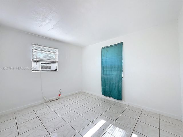 2419 NW 6th Court, Pompano Beach, FL 33069