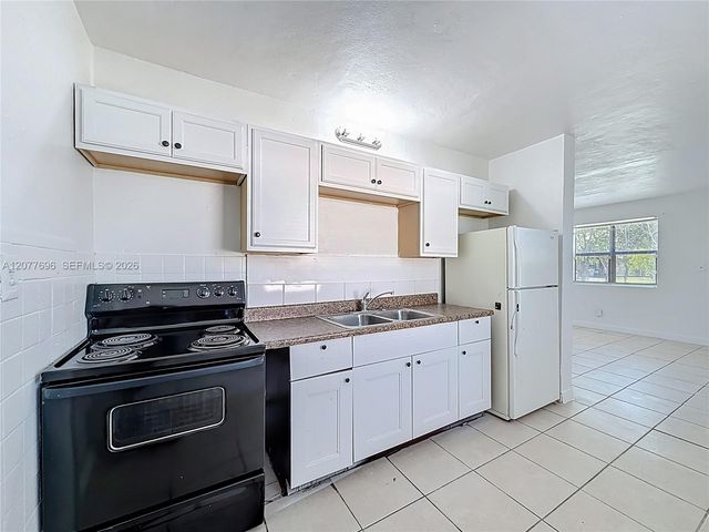 2419 NW 6th Court, Pompano Beach, FL 33069