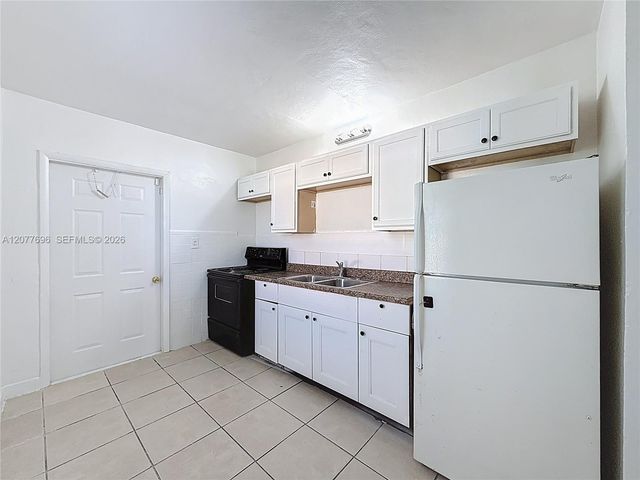 2419 NW 6th Court, Pompano Beach, FL 33069