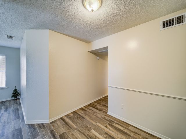 209 S Beverly Street D, Crowley, TX 76036