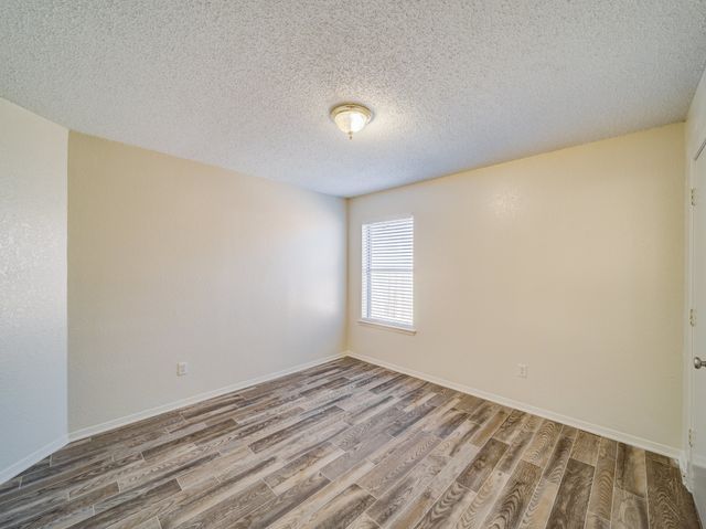 209 S Beverly Street D, Crowley, TX 76036