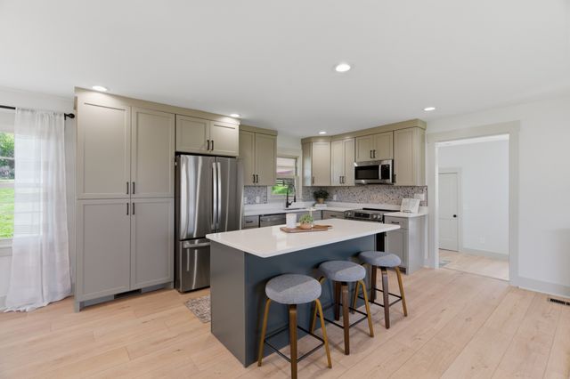 4203 Pulaski Hwy, Culleoka, TN 38451