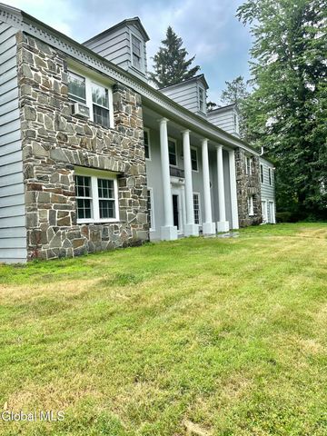 9 Birch Hill Road, Albany, NY 12211