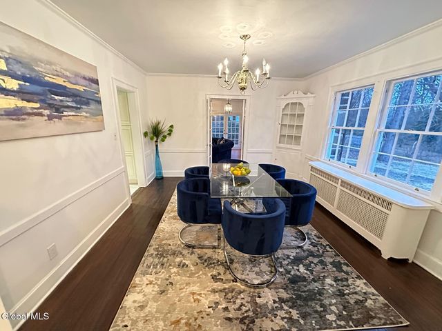 9 Birch Hill Road, Albany, NY 12211