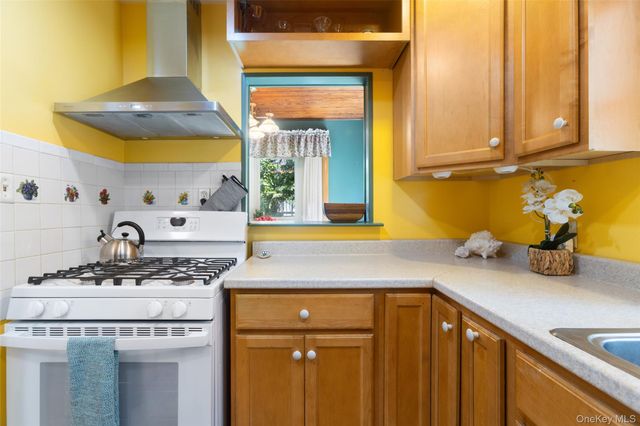 3206 Hollywood Street, Mohegan Lake, NY 10547