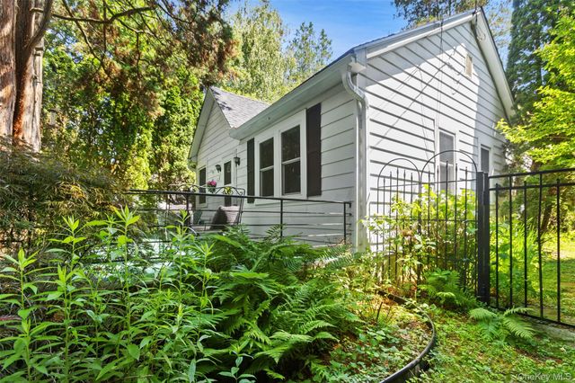 3206 Hollywood Street, Mohegan Lake, NY 10547