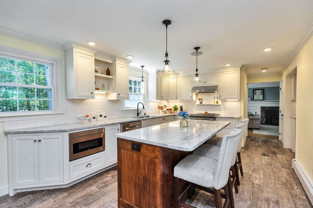 90 Lewis Street, Manchester, NH 03102
