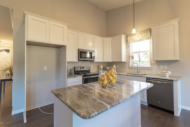 11781 Partridge Drive, Taylor, MI 48180