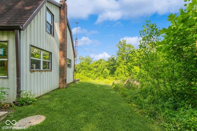 6570 N Private Road 525 E, North Vernon, IN 47265