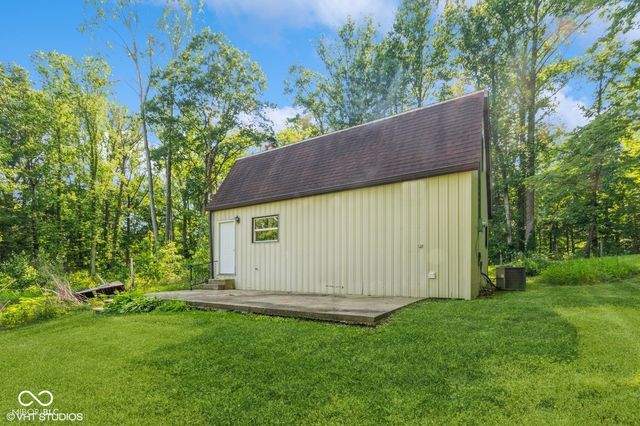 6570 N Private Road 525 E, North Vernon, IN 47265