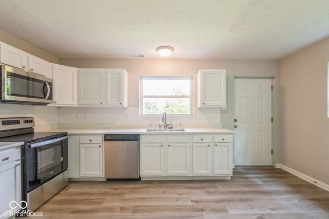 6570 N Private Road 525 E, North Vernon, IN 47265