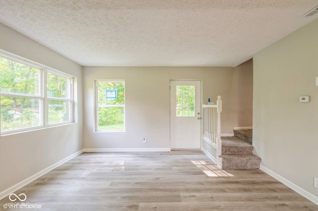 6570 N Private Road 525 E, North Vernon, IN 47265