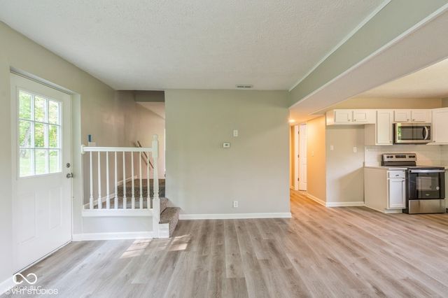 6570 N Private Road 525 E, North Vernon, IN 47265