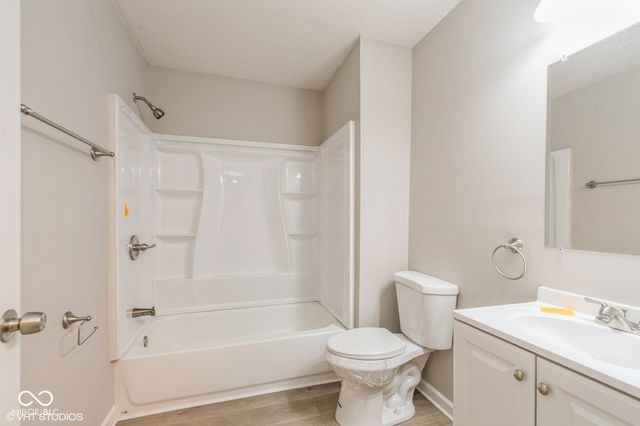 6570 N Private Road 525 E, North Vernon, IN 47265