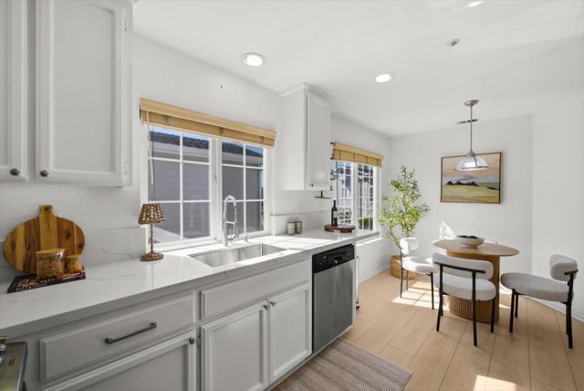 129 Outlook Circle, Pacifica, CA 94044