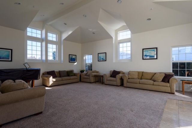 129 Outlook Circle, Pacifica, CA 94044