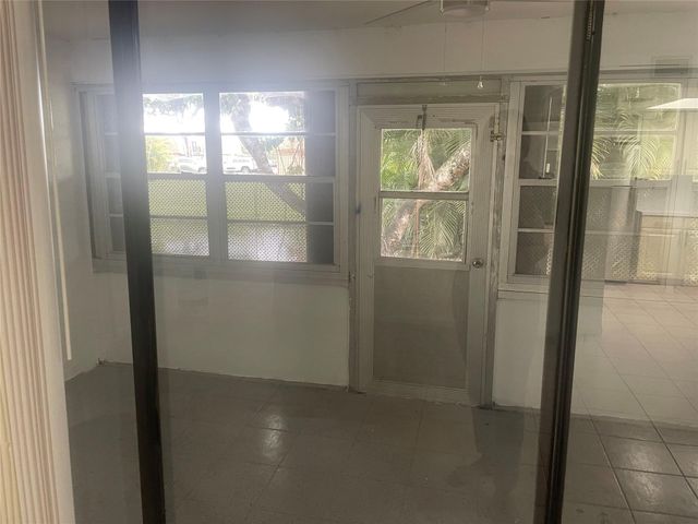 60 Ann Lee Lane, Tamarac, FL 33319