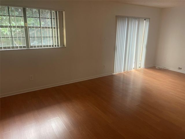 60 Ann Lee Lane, Tamarac, FL 33319