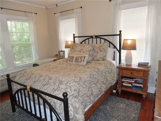 2222 Irwin Street, Fort Worth, TX 76110