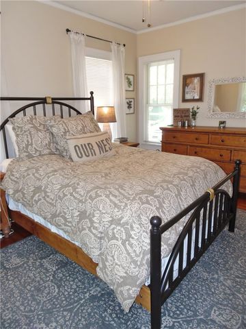 2222 Irwin Street, Fort Worth, TX 76110