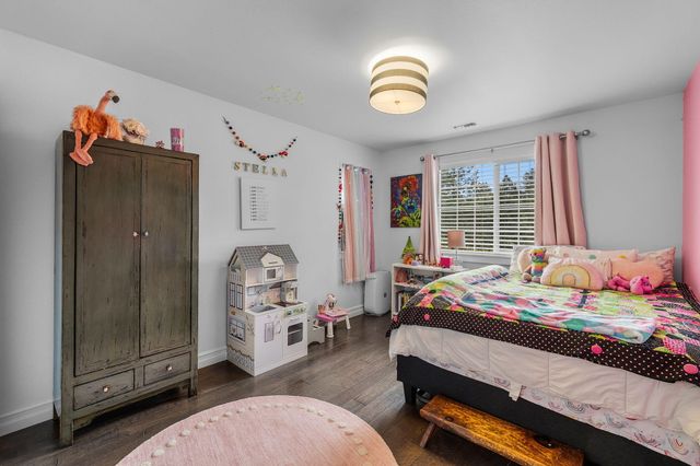 61477 Cultus Lake Court, Bend, OR 97702