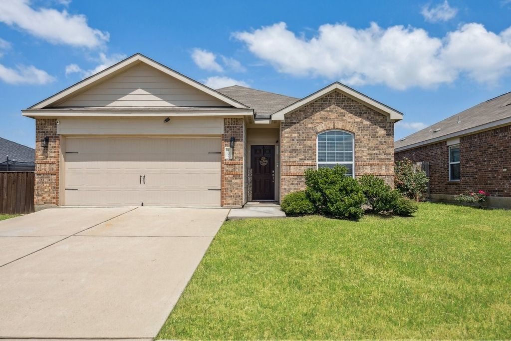 107 Kennedy Drive, Venus, TX 76084