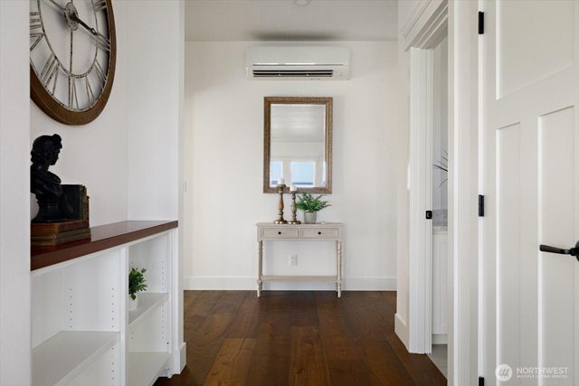 1649 Scenic Heights Road, Oak Harbor, WA 98277