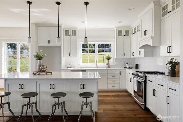 1649 Scenic Heights Road, Oak Harbor, WA 98277